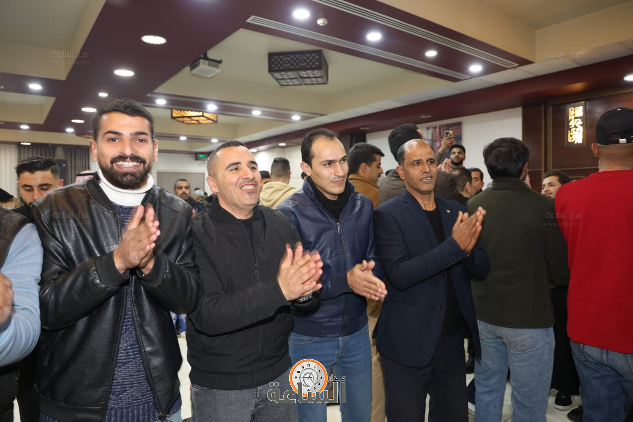 Madar Al-Saa Images 0.3990033219750144