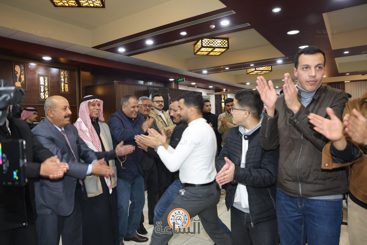 Madar Al-Saa Images 0.7903272140387818