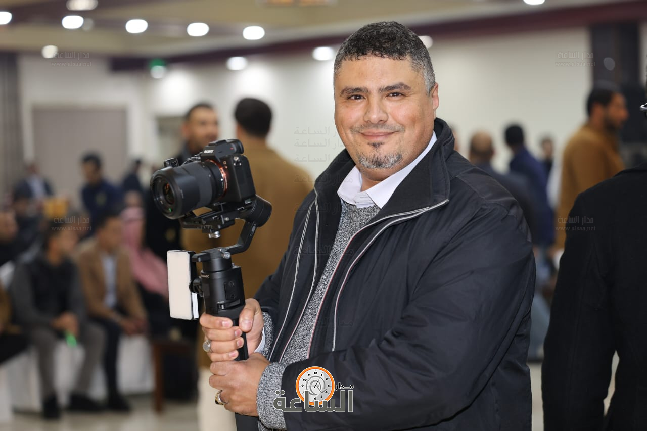 Madar Al-Saa Images 0.7716607592381775