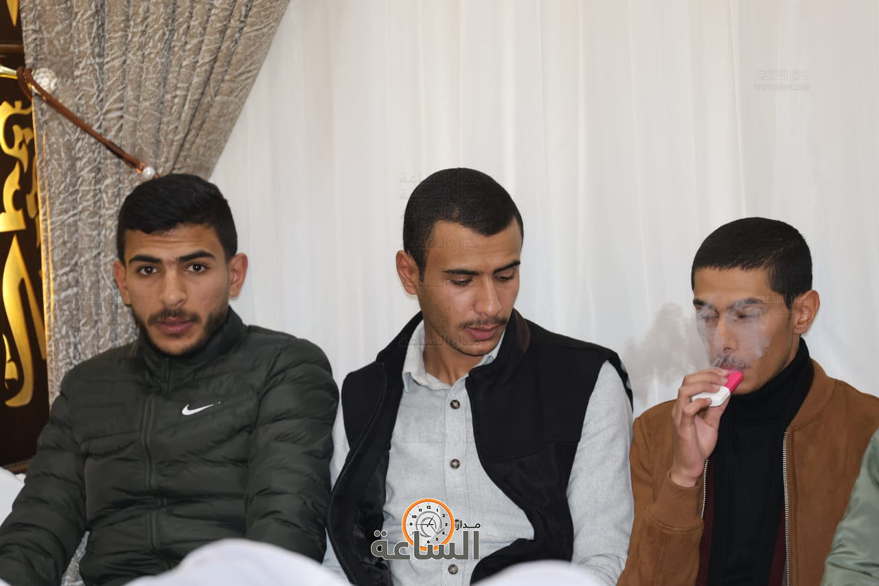 Madar Al-Saa Images 0.3912192352388155