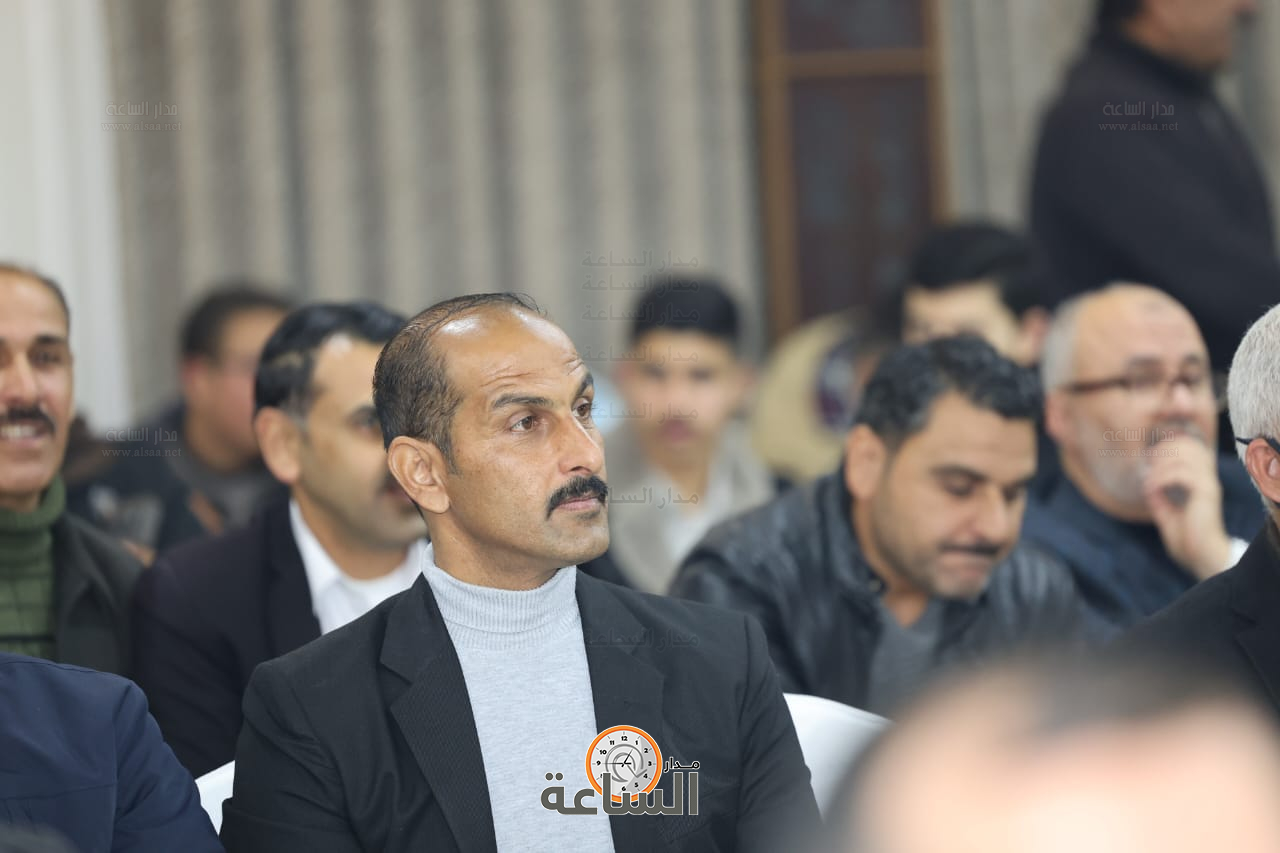 Madar Al-Saa Images 0.44057306765576487