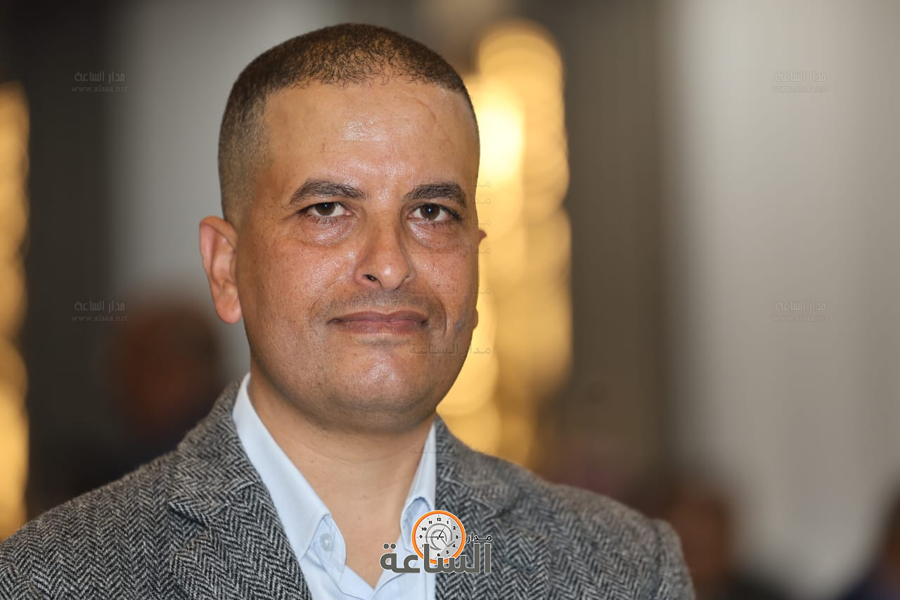 Madar Al-Saa Images 0.6155215549345885