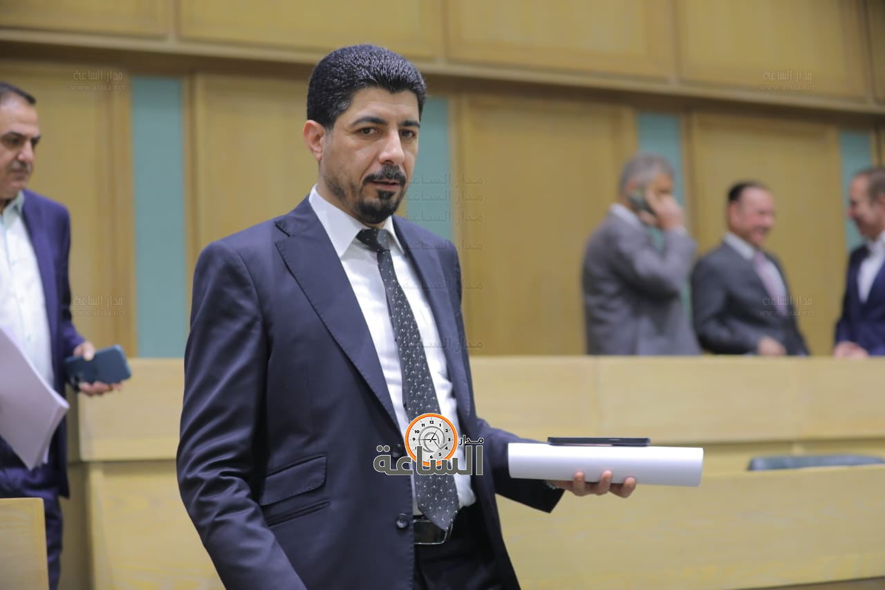 Madar Al-Saa Images 0.49746842473748965