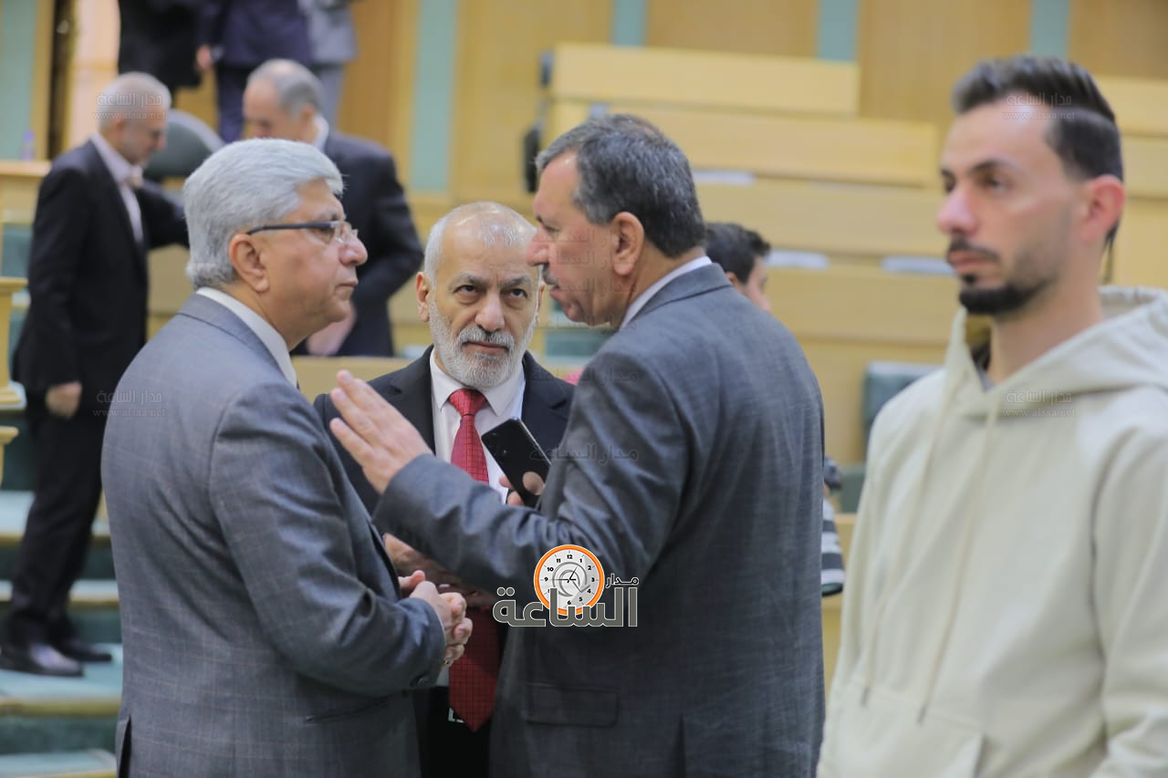 Madar Al-Saa Images 0.17873931589849623