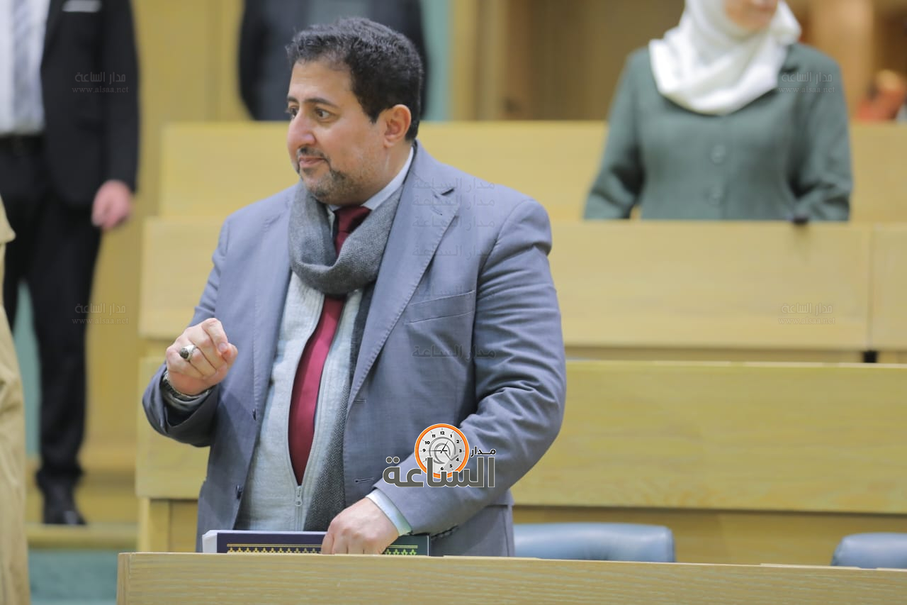 Madar Al-Saa Images 0.16481638450646785