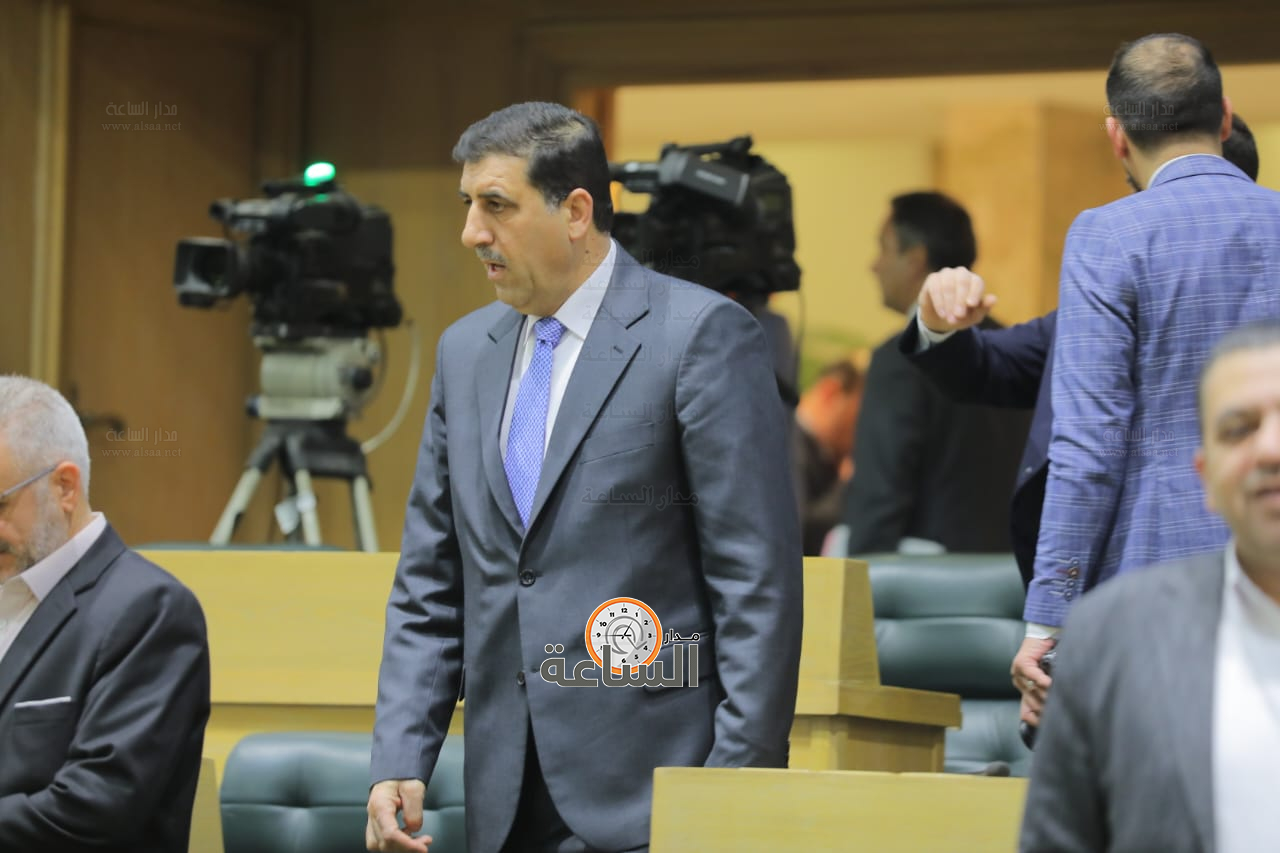 Madar Al-Saa Images 0.4786944001340723