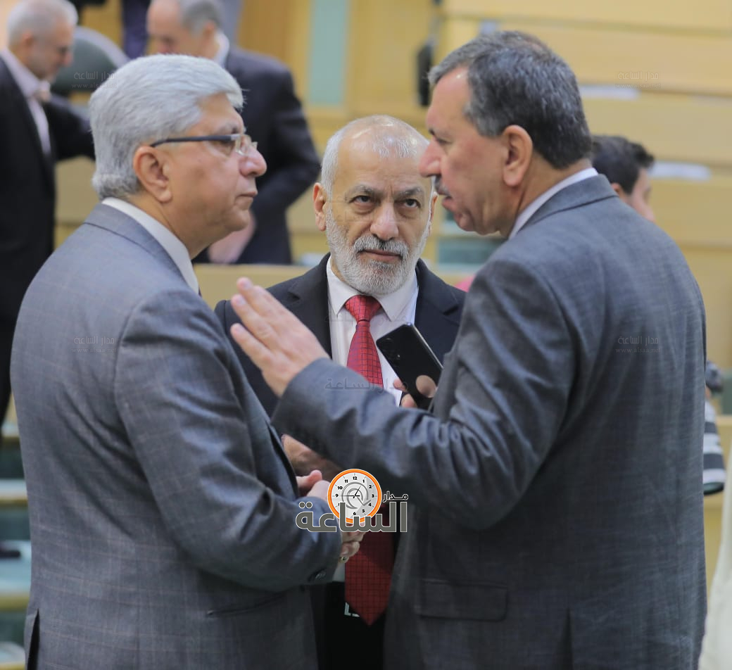 Madar Al-Saa Images 0.11661170059344106