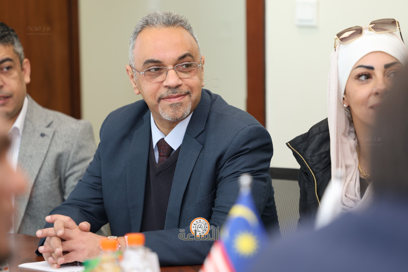 Madar Al-Saa Images 0.10408588874915736