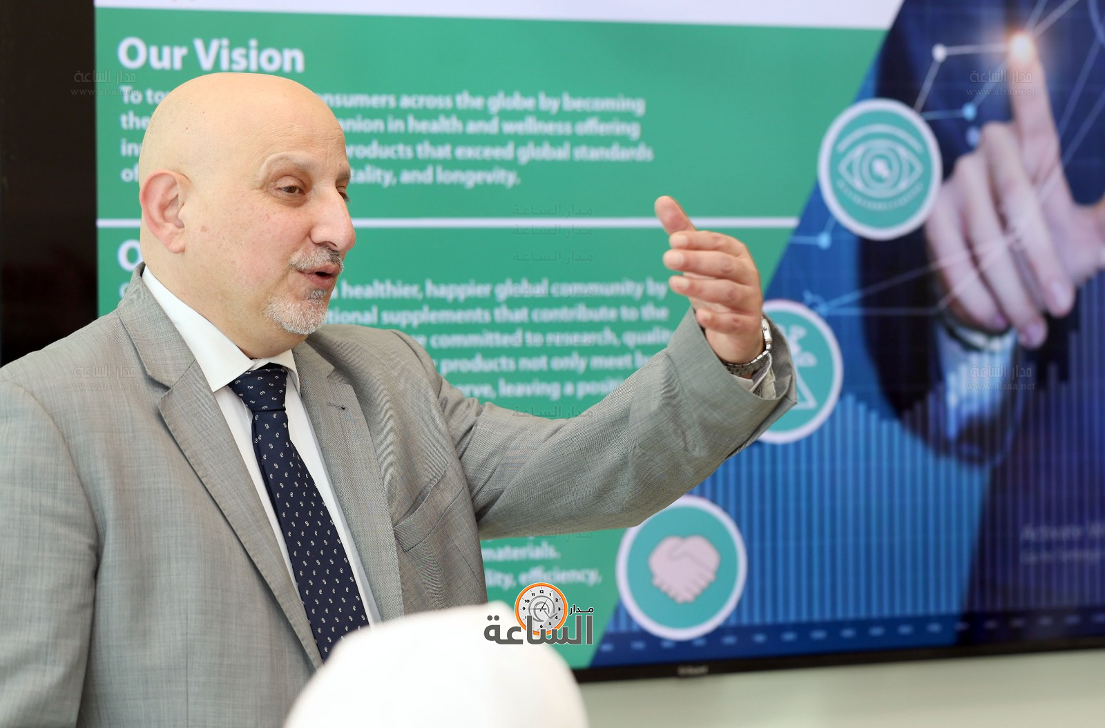 Madar Al-Saa Images 0.9848089110256961