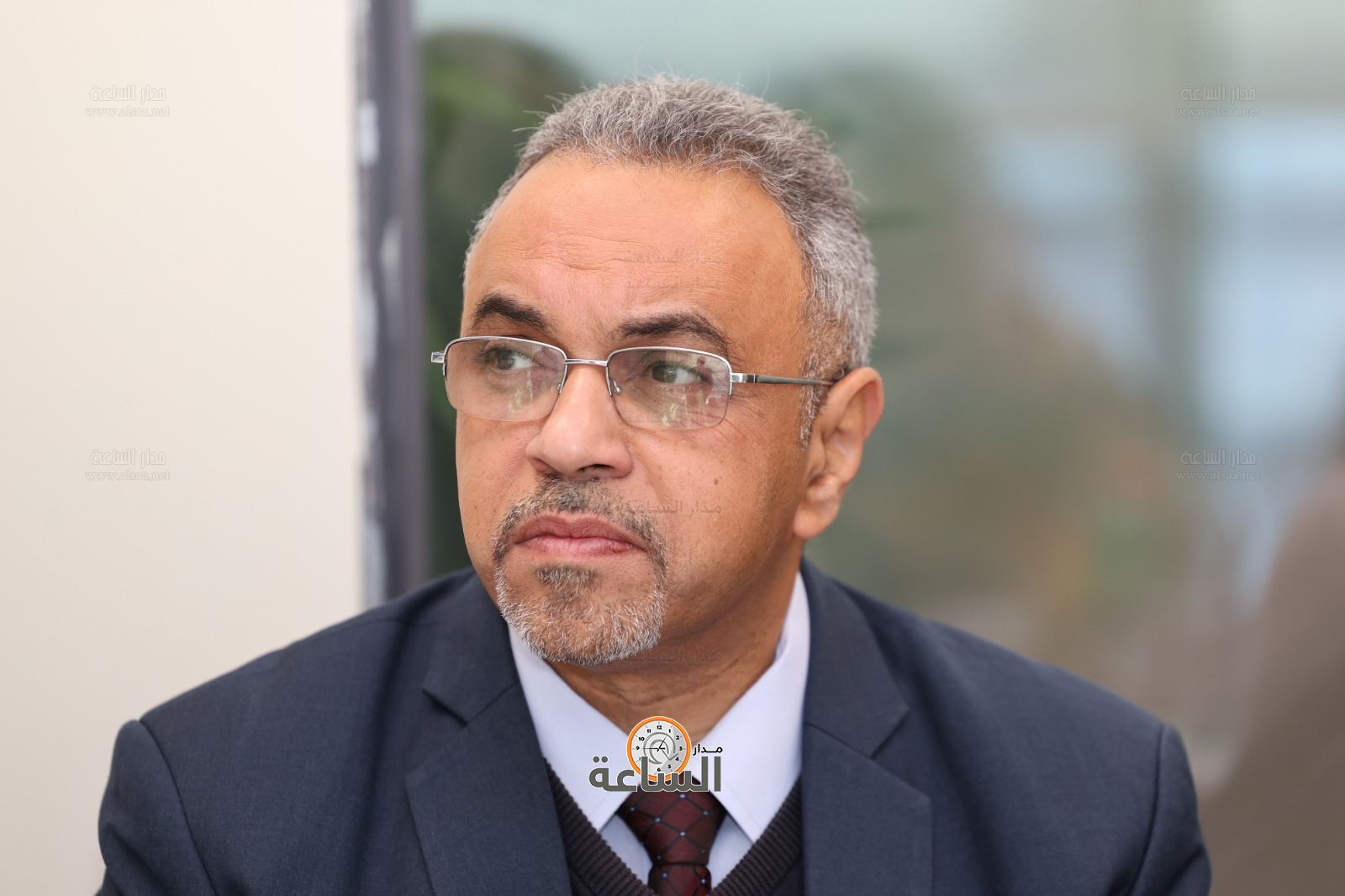 Madar Al-Saa Images 0.5719490561429728