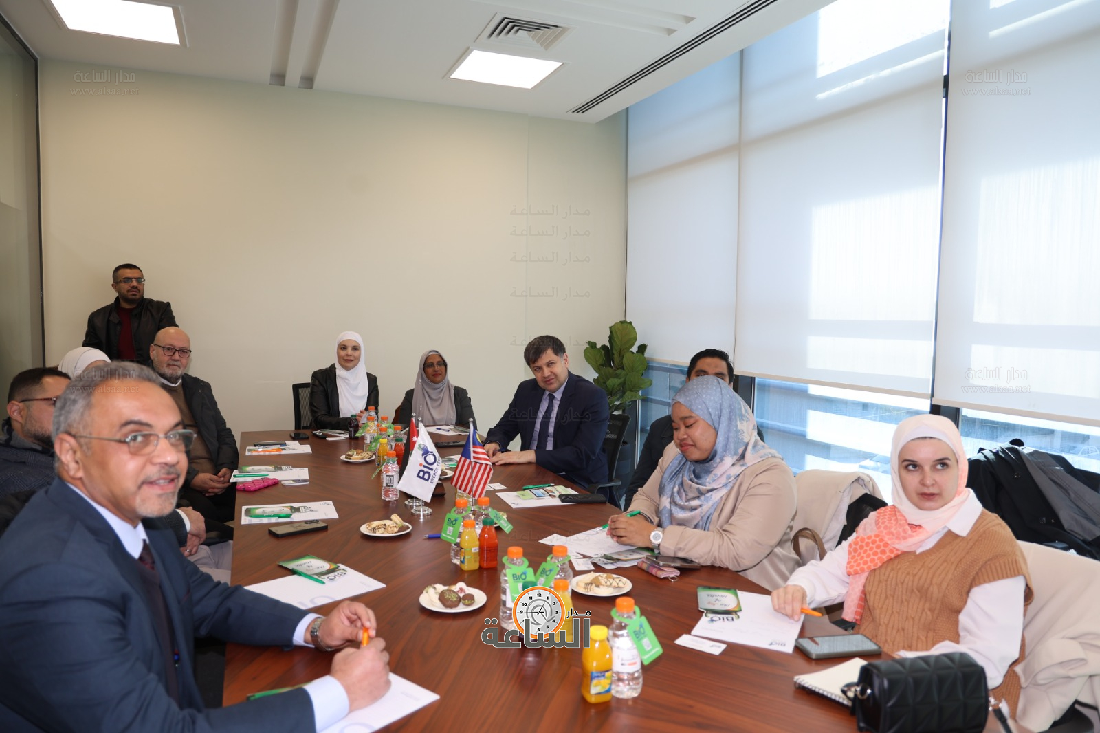 Madar Al-Saa Images 0.3387591044581886