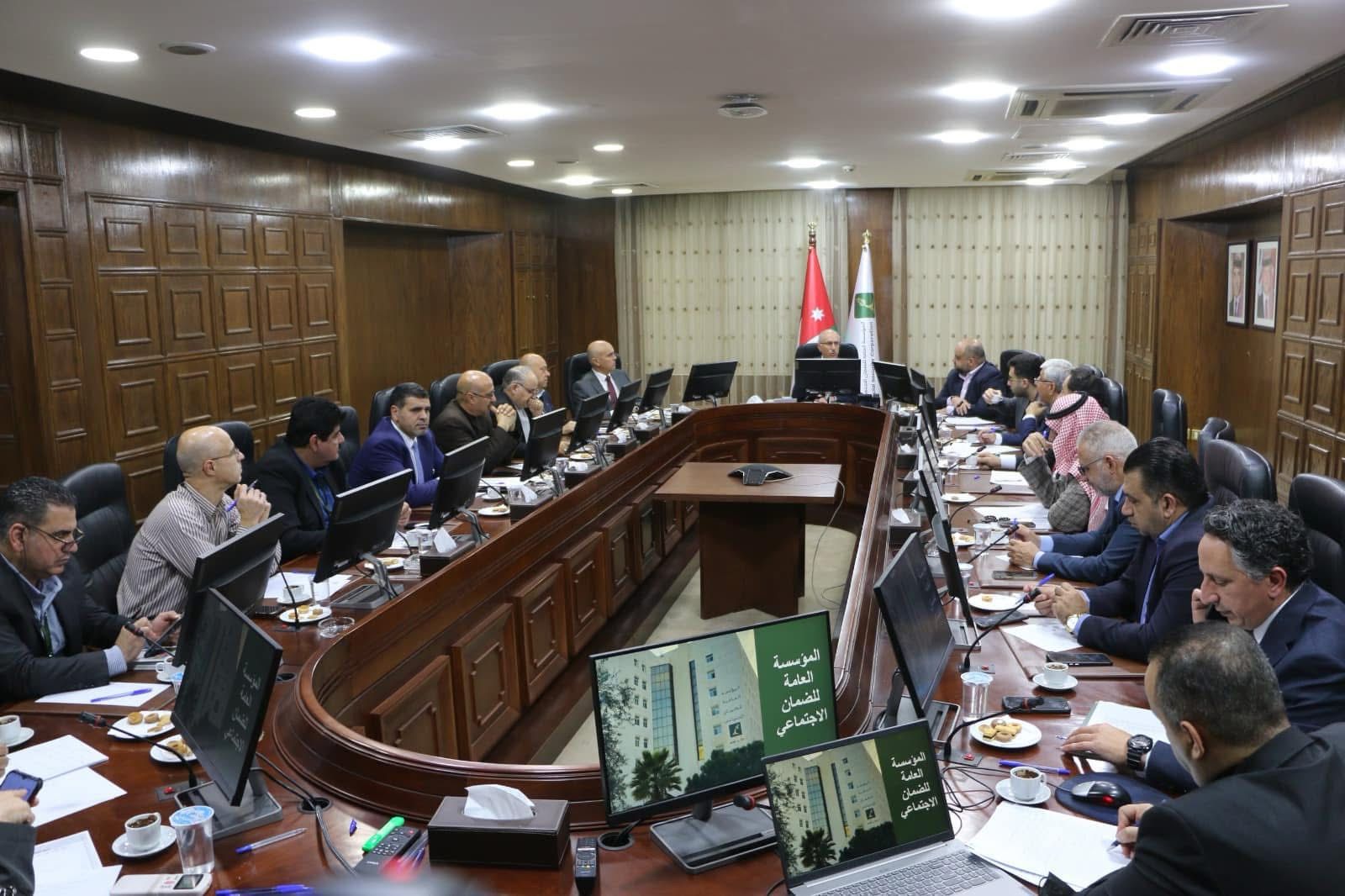 Madar Al-Saa Images 0.6386665463606547