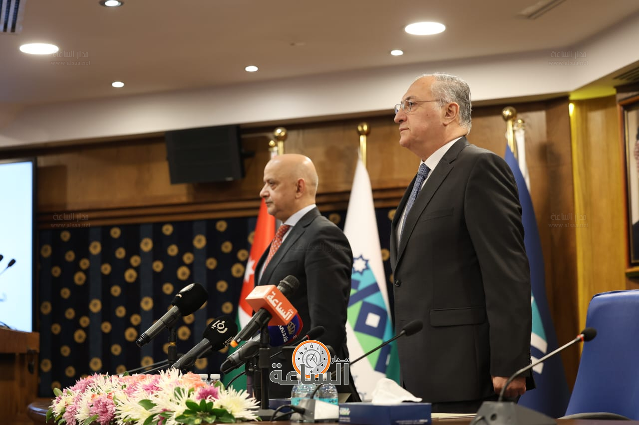 Madar Al-Saa Images 0.5899746670283921