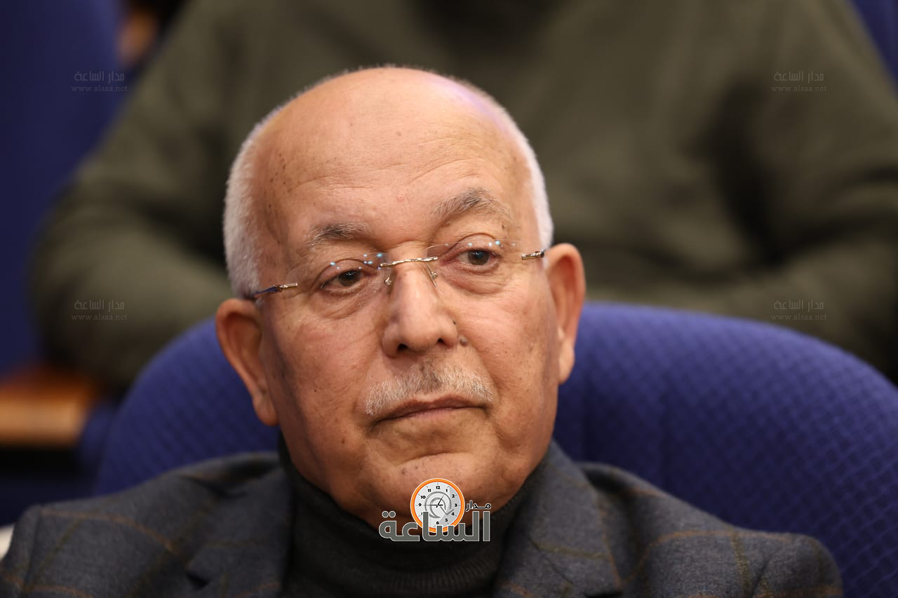 Madar Al-Saa Images 0.47127674439975564