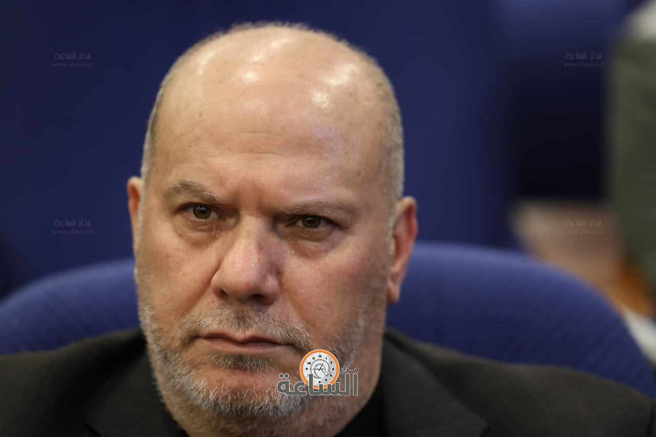 Madar Al-Saa Images 0.13573389581939543