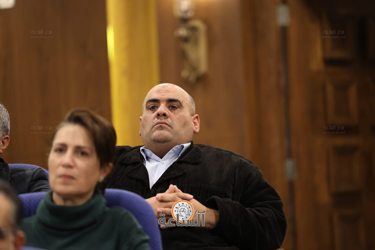 Madar Al-Saa Images 0.9786771689639568