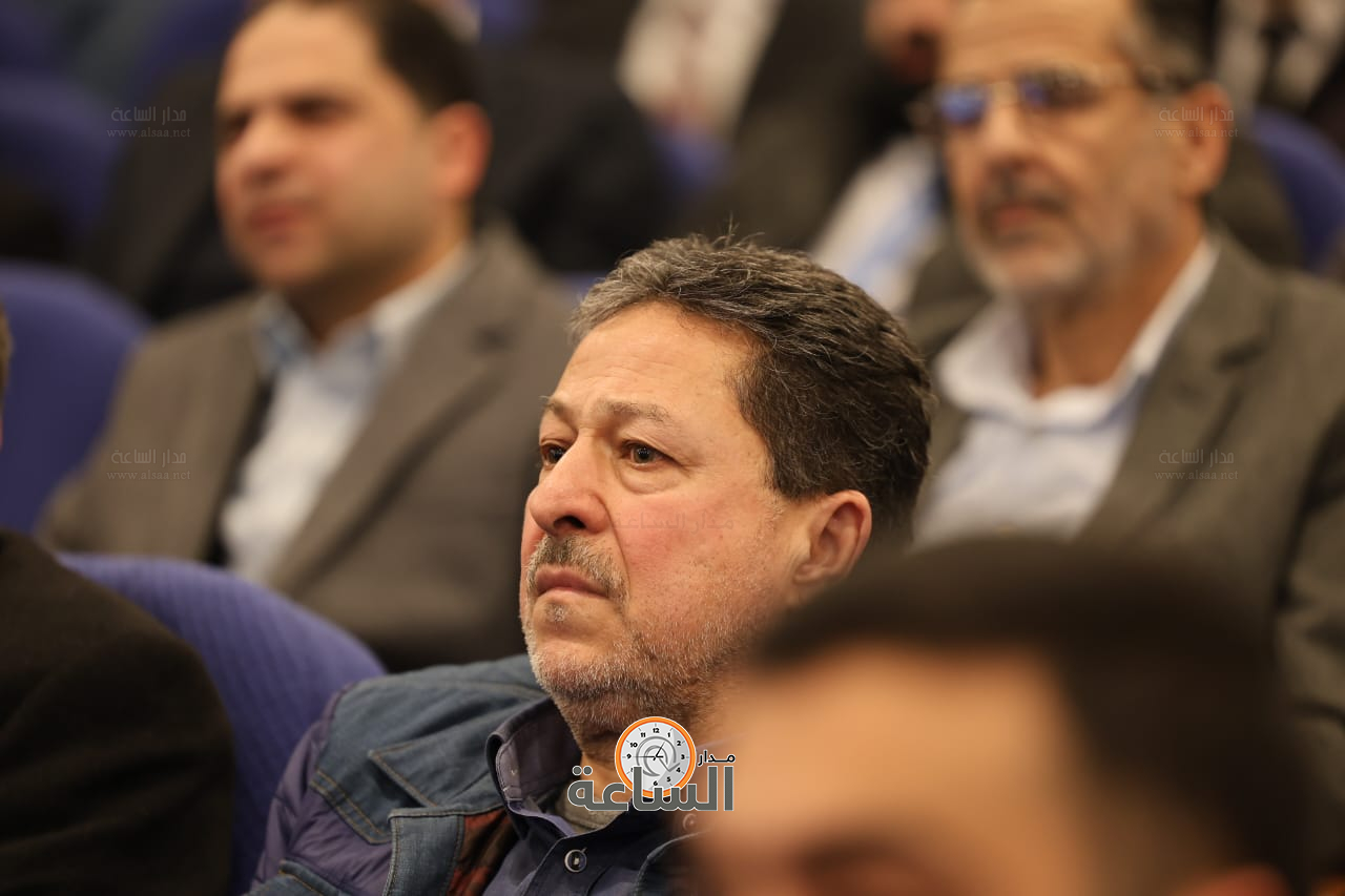 Madar Al-Saa Images 0.2515360884194835