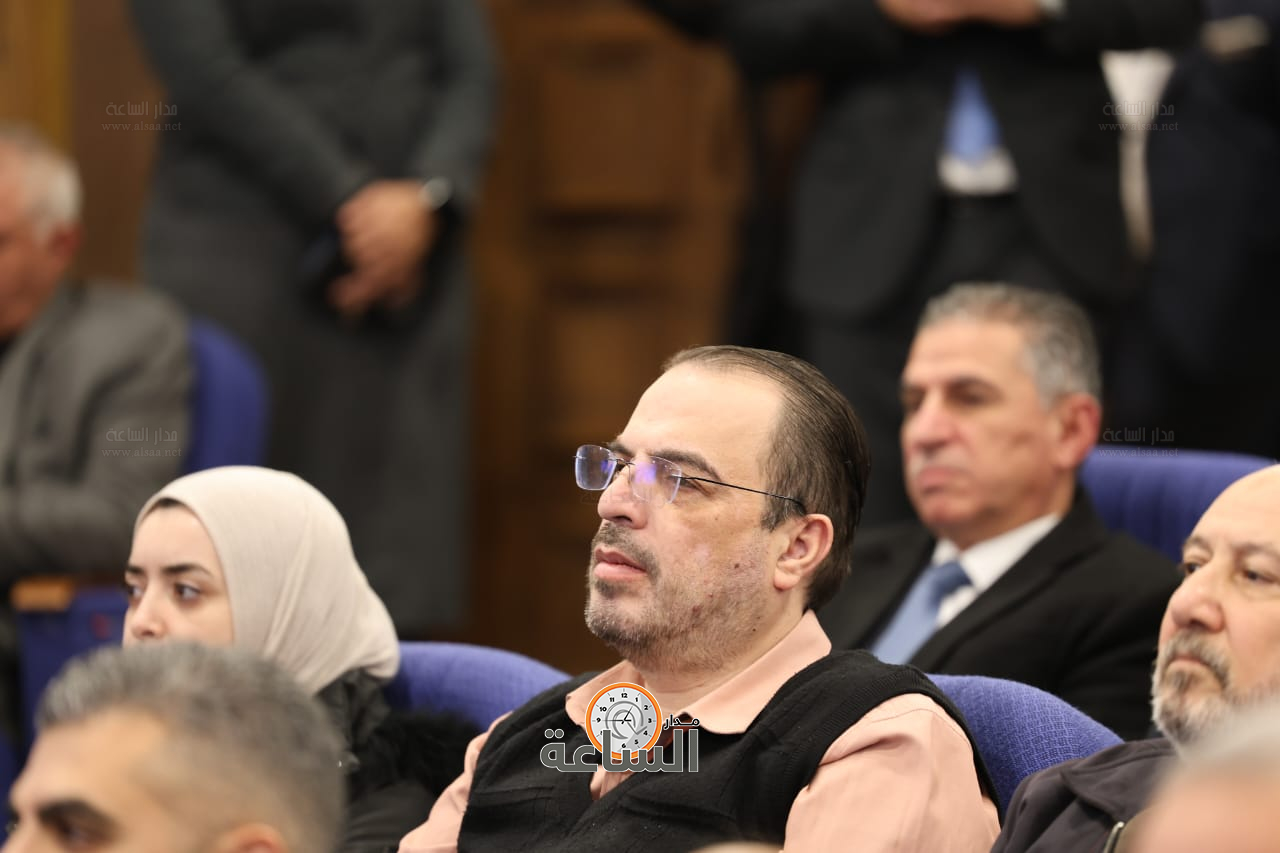 Madar Al-Saa Images 0.03854635651861238