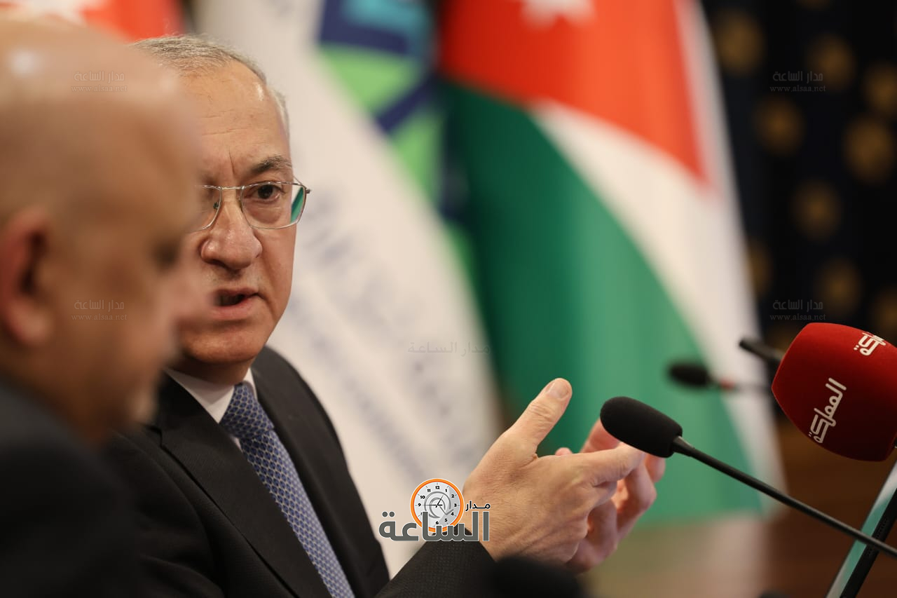 Madar Al-Saa Images 0.20739996841259112