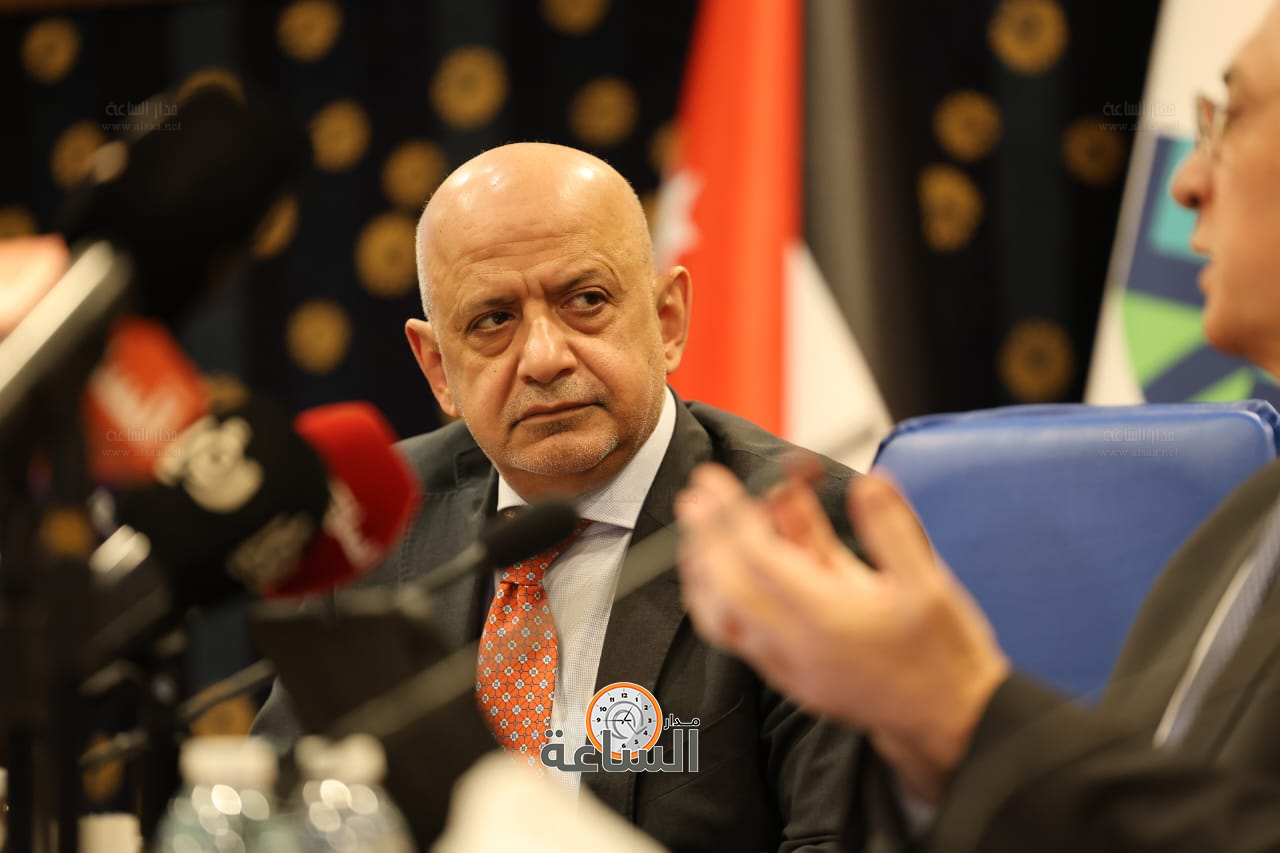 Madar Al-Saa Images 0.5735211072414592