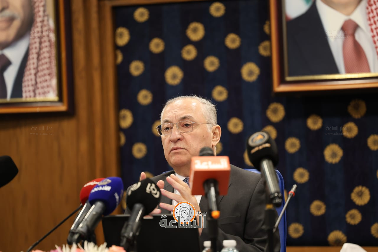 Madar Al-Saa Images 0.5794031385671865