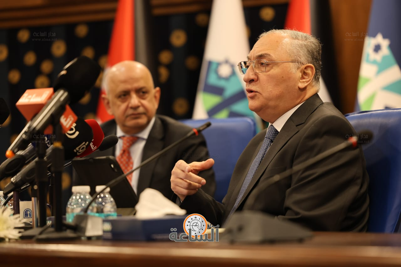 Madar Al-Saa Images 0.2755252520531106