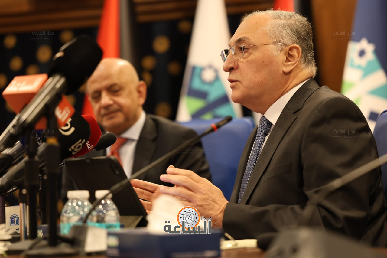 Madar Al-Saa Images 0.3234447302768493