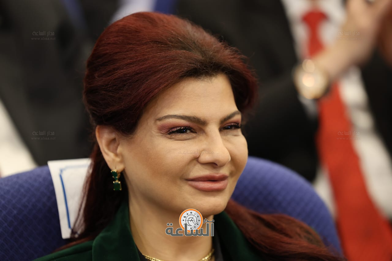 Madar Al-Saa Images 0.5586729763292162