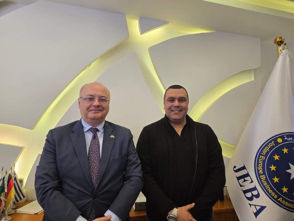 Madar Al-Saa Images 0.09201704831410518