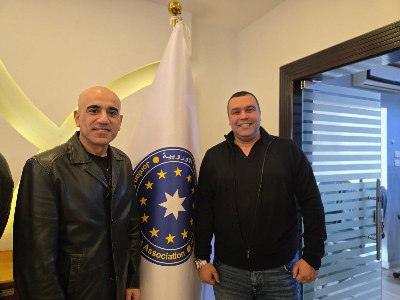 Madar Al-Saa Images 0.27149664611068114