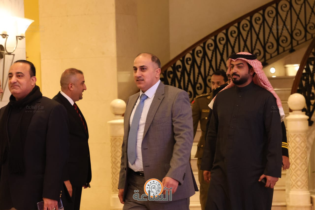 Madar Al-Saa Images 0.9728930782005598