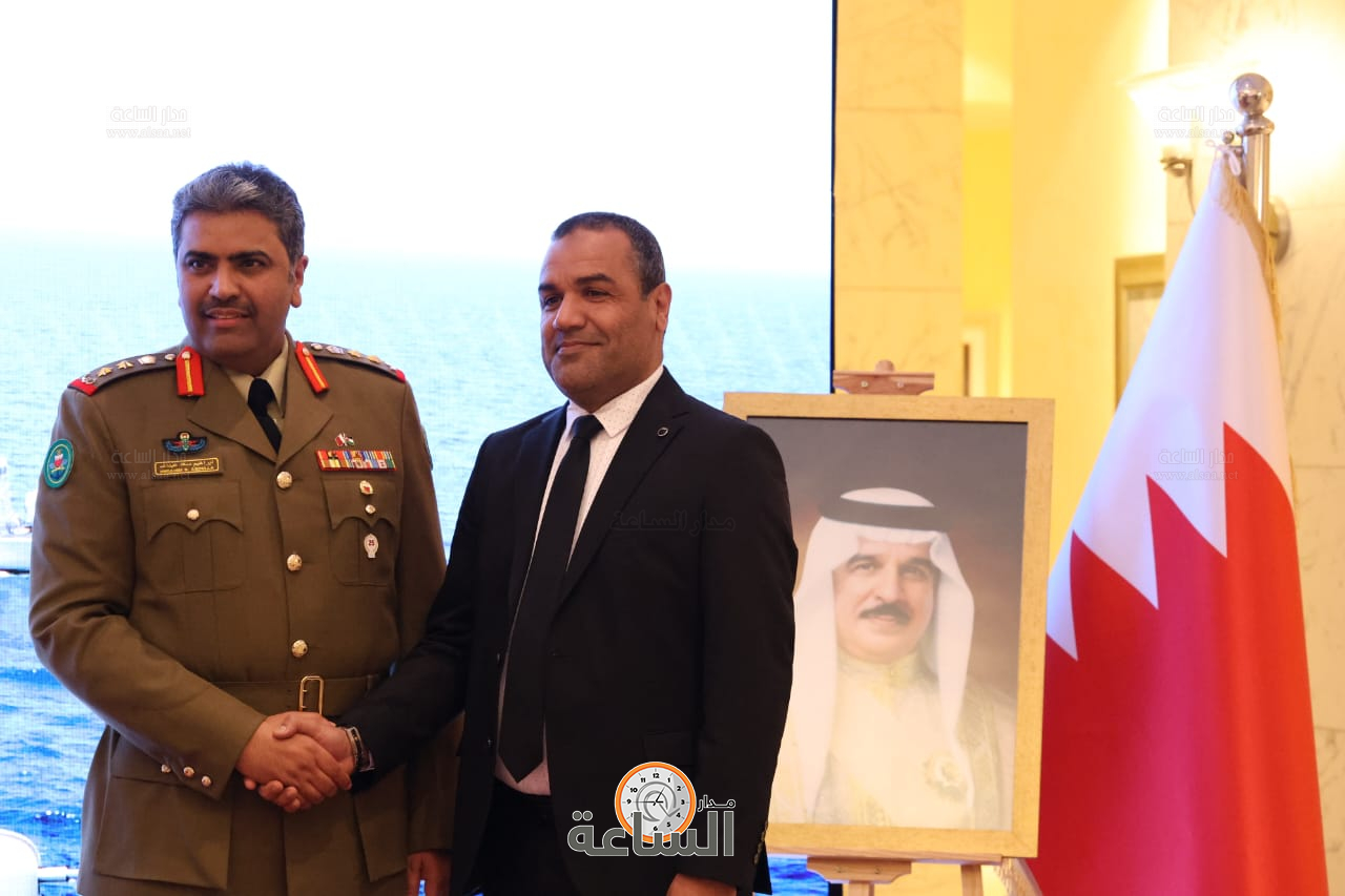 Madar Al-Saa Images 0.20359540697020484