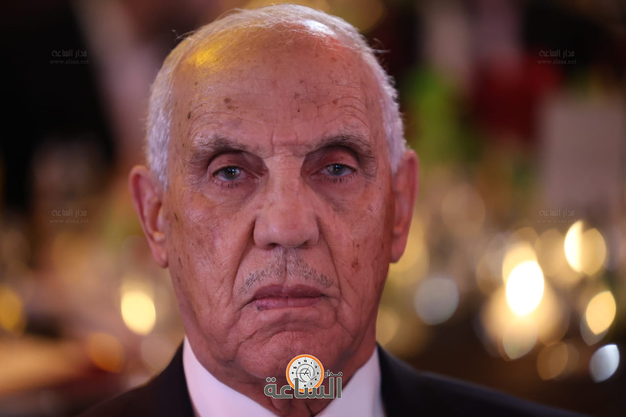 Madar Al-Saa Images 0.0901360785340013