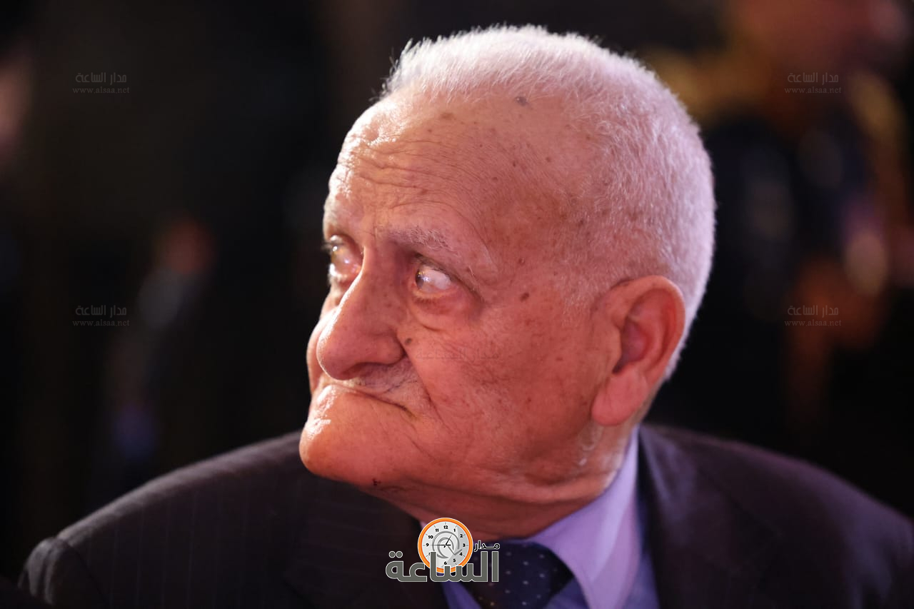 Madar Al-Saa Images 0.9114606054592278