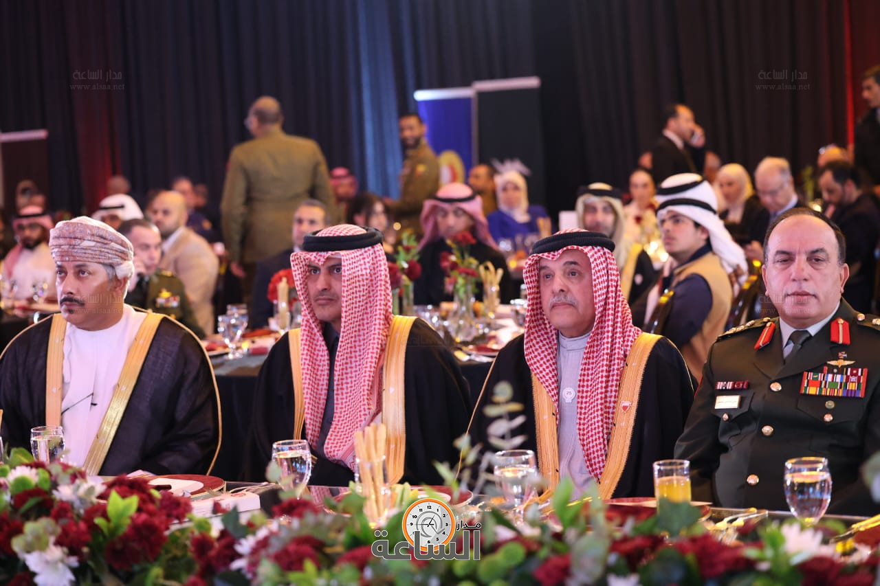 Madar Al-Saa Images 0.17500864343520917