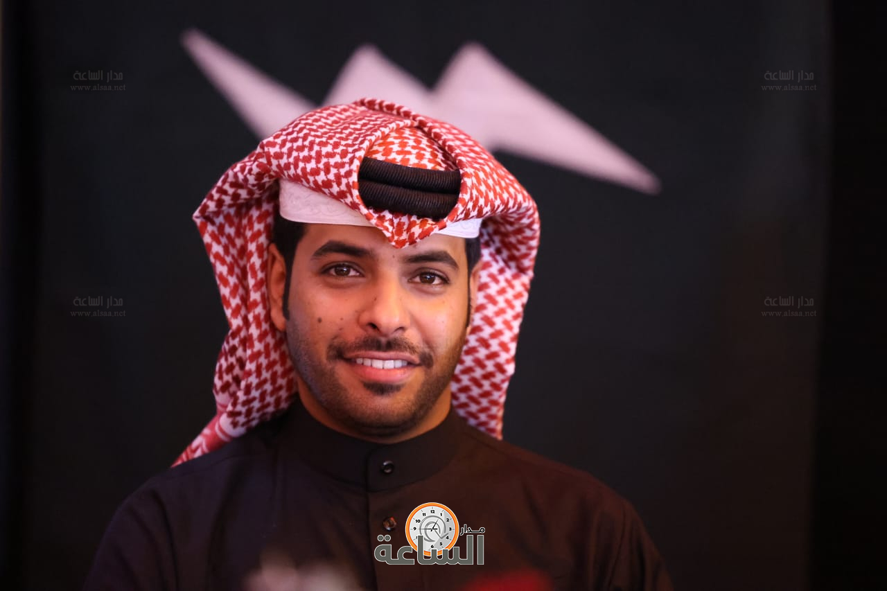 Madar Al-Saa Images 0.01916301530612996