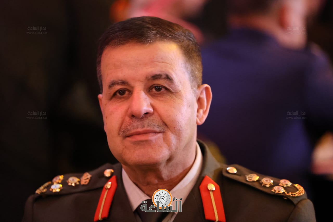 Madar Al-Saa Images 0.8837785117009616