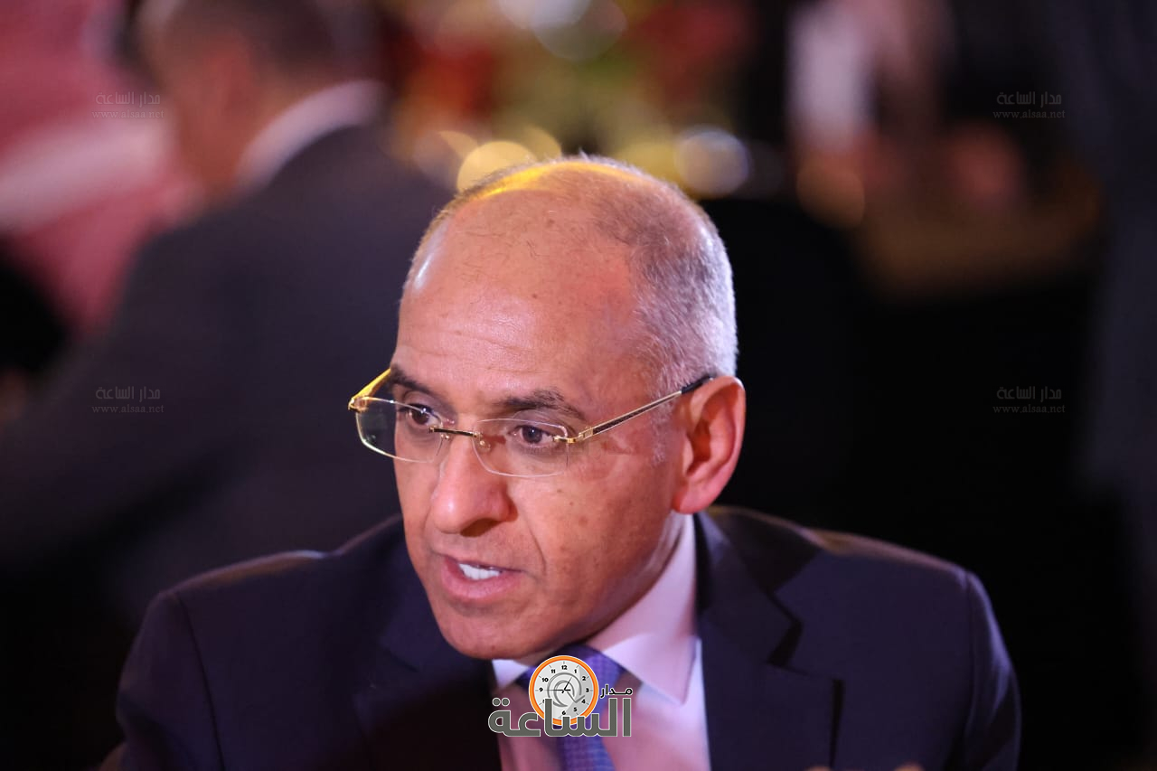 Madar Al-Saa Images 0.48116470695288704