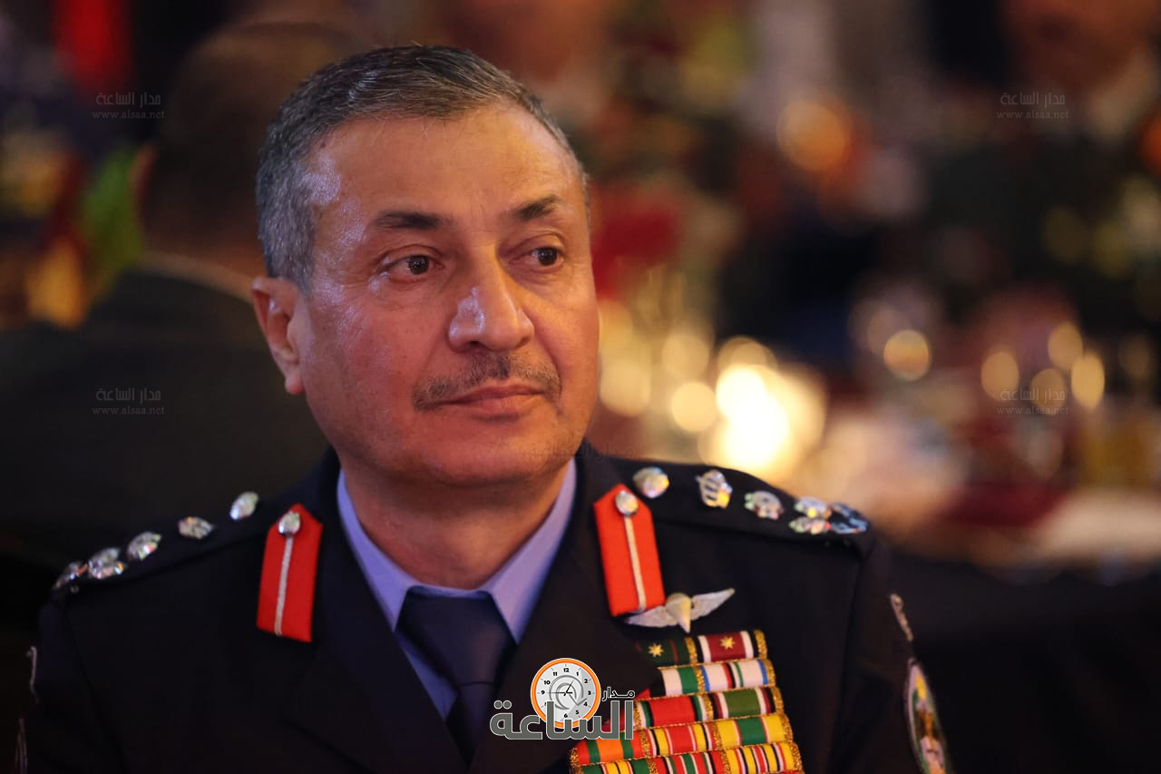 Madar Al-Saa Images 0.9324355344127941