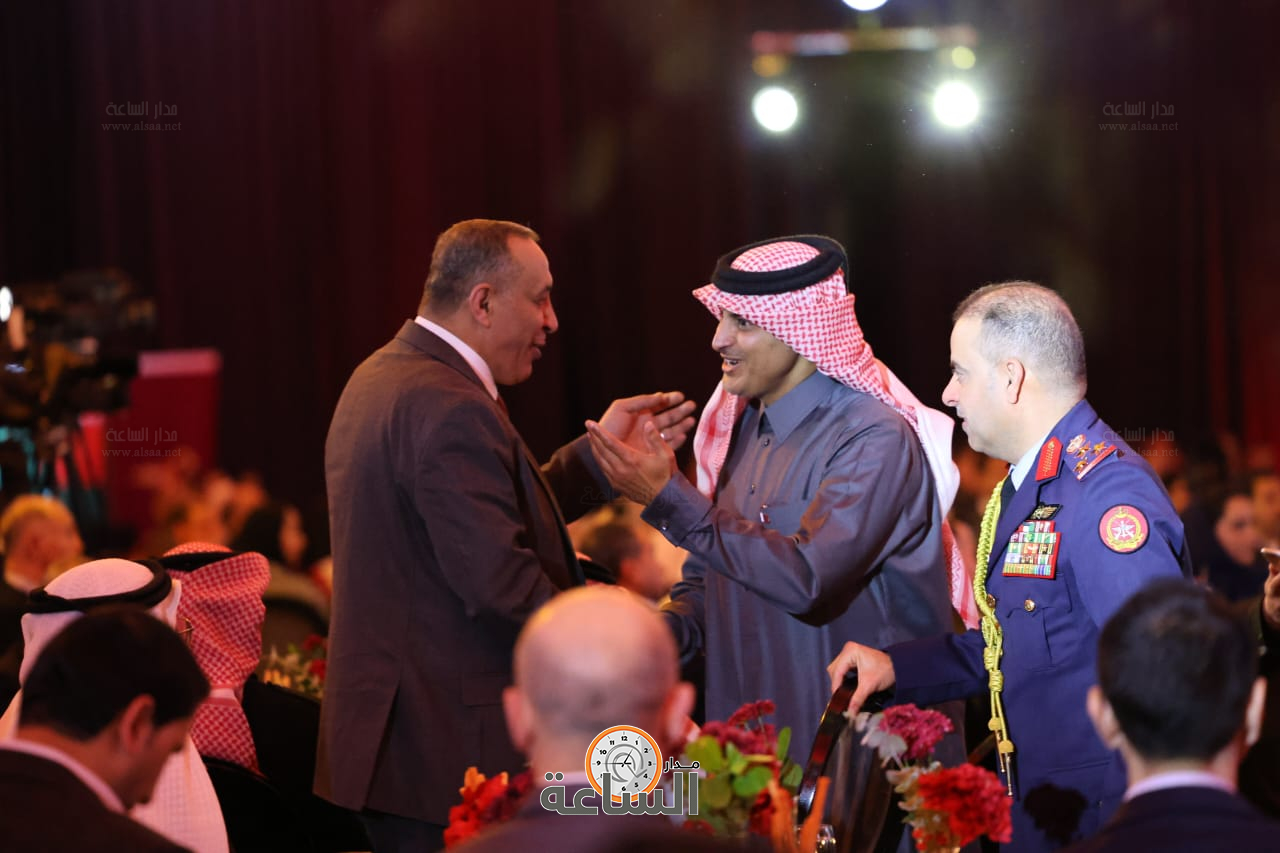 Madar Al-Saa Images 0.3309355295617469