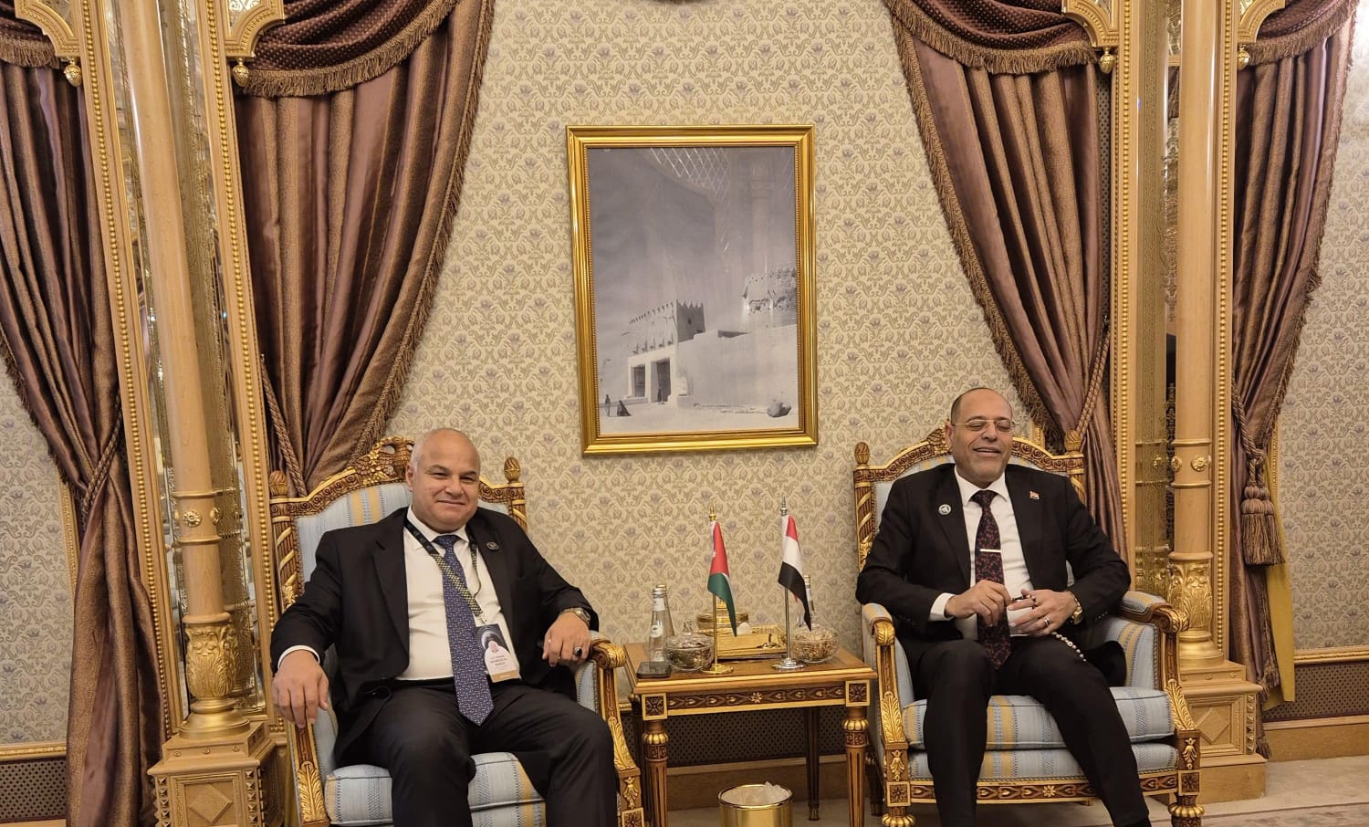 Madar Al-Saa Images 0.1891661863045433