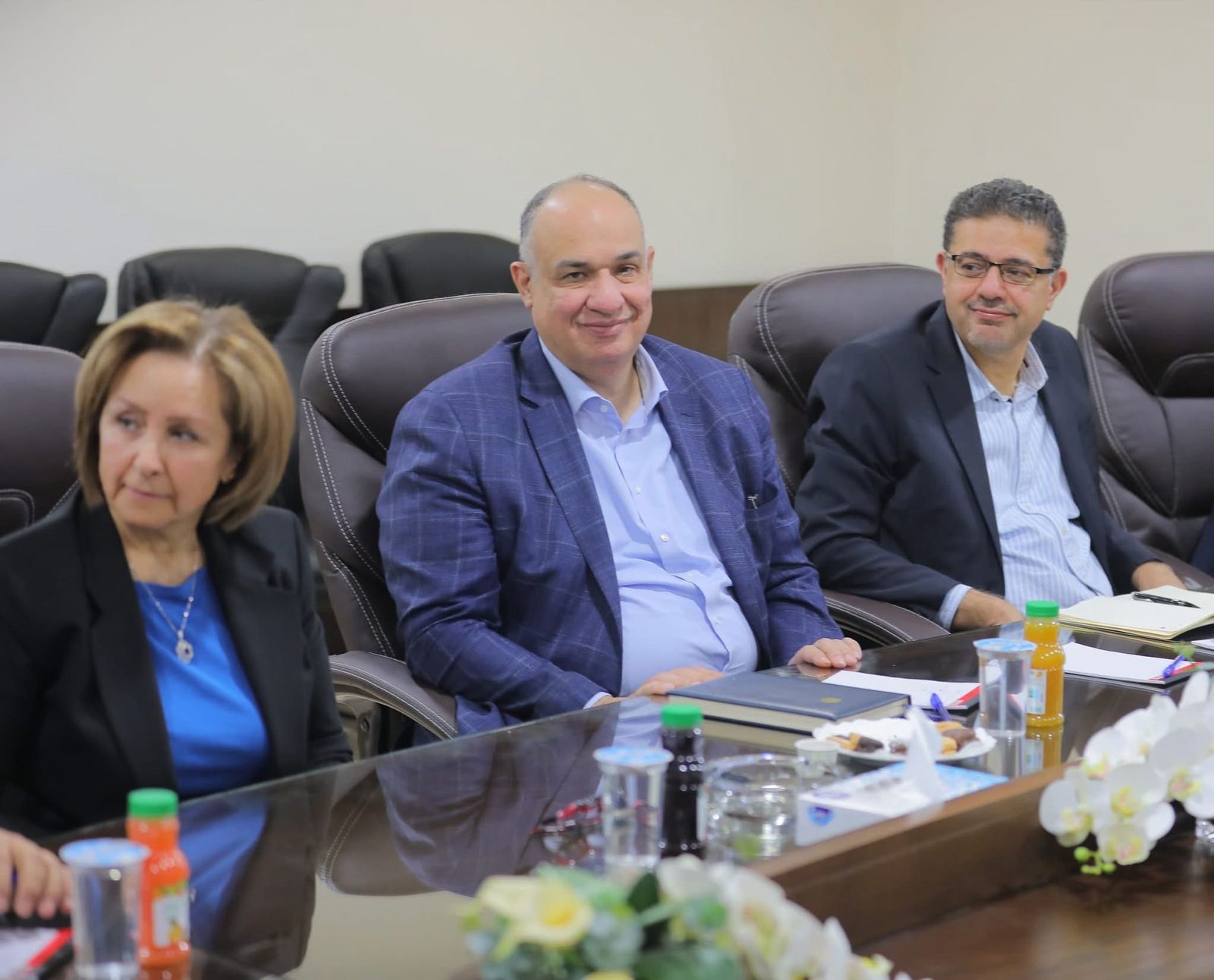 Madar Al-Saa Images 0.3581945890159739