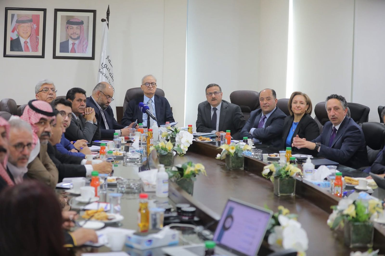 Madar Al-Saa Images 0.7344104436404744