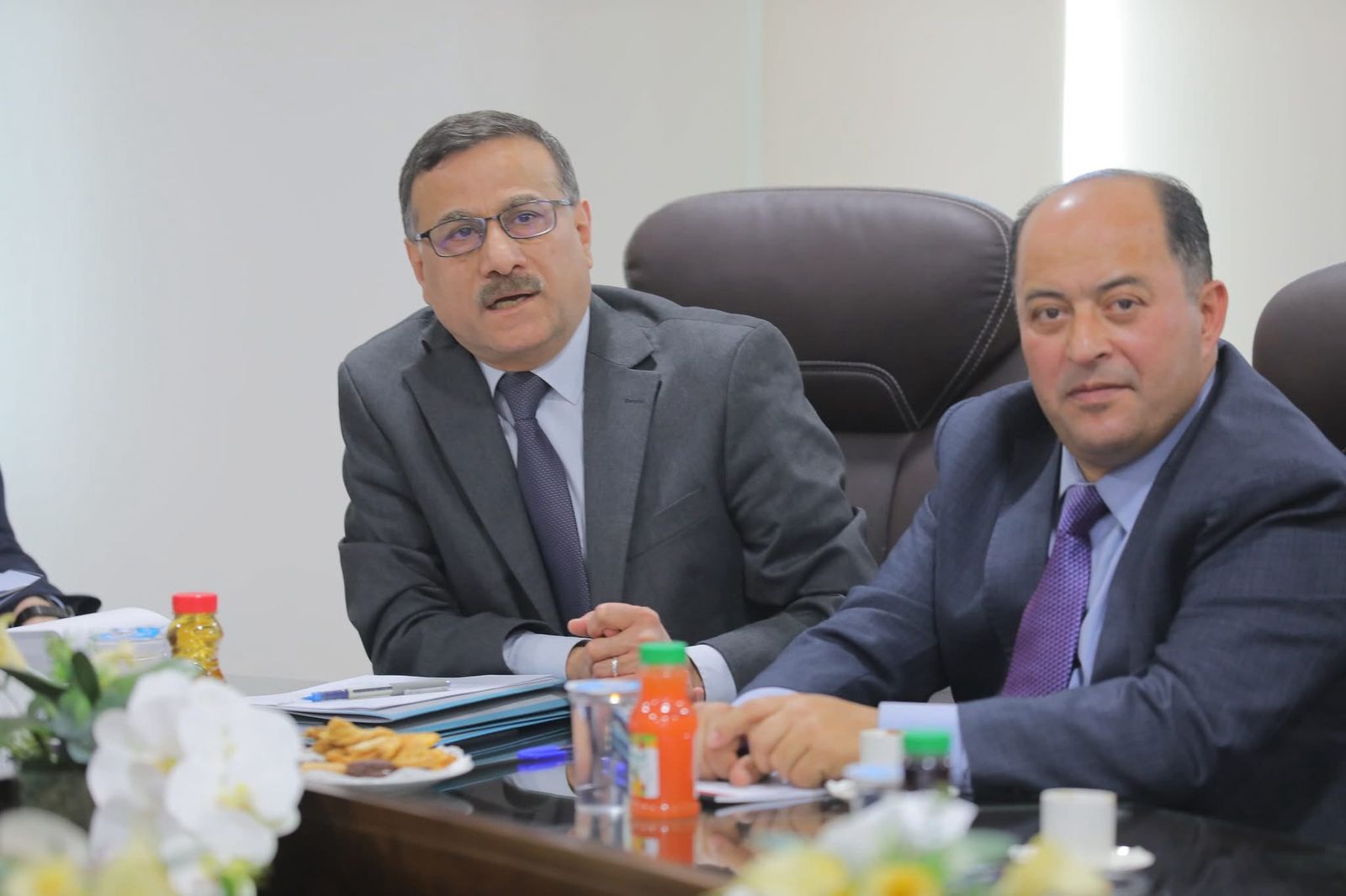 Madar Al-Saa Images 0.3285782358257552