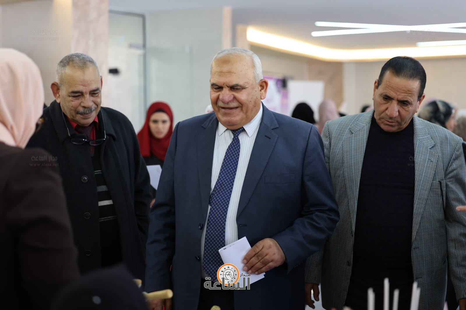 Madar Al-Saa Images 0.6251526789817632