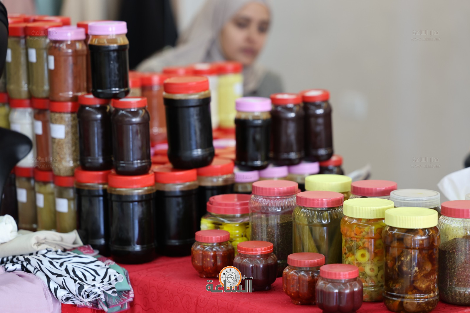 Madar Al-Saa Images 0.43574028144724153