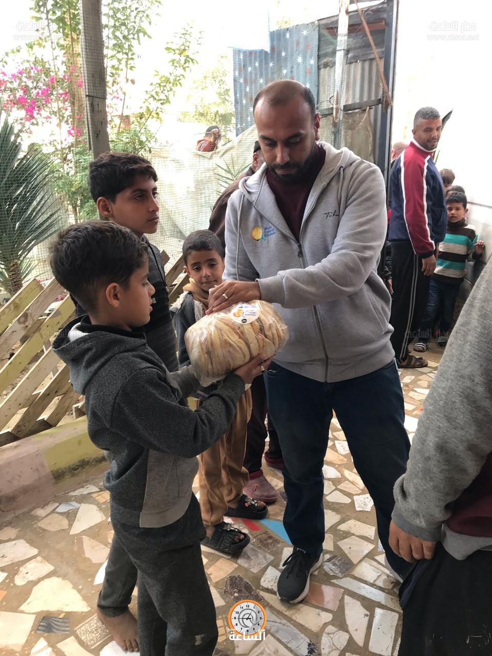 Madar Al-Saa Images 0.6156863981633305