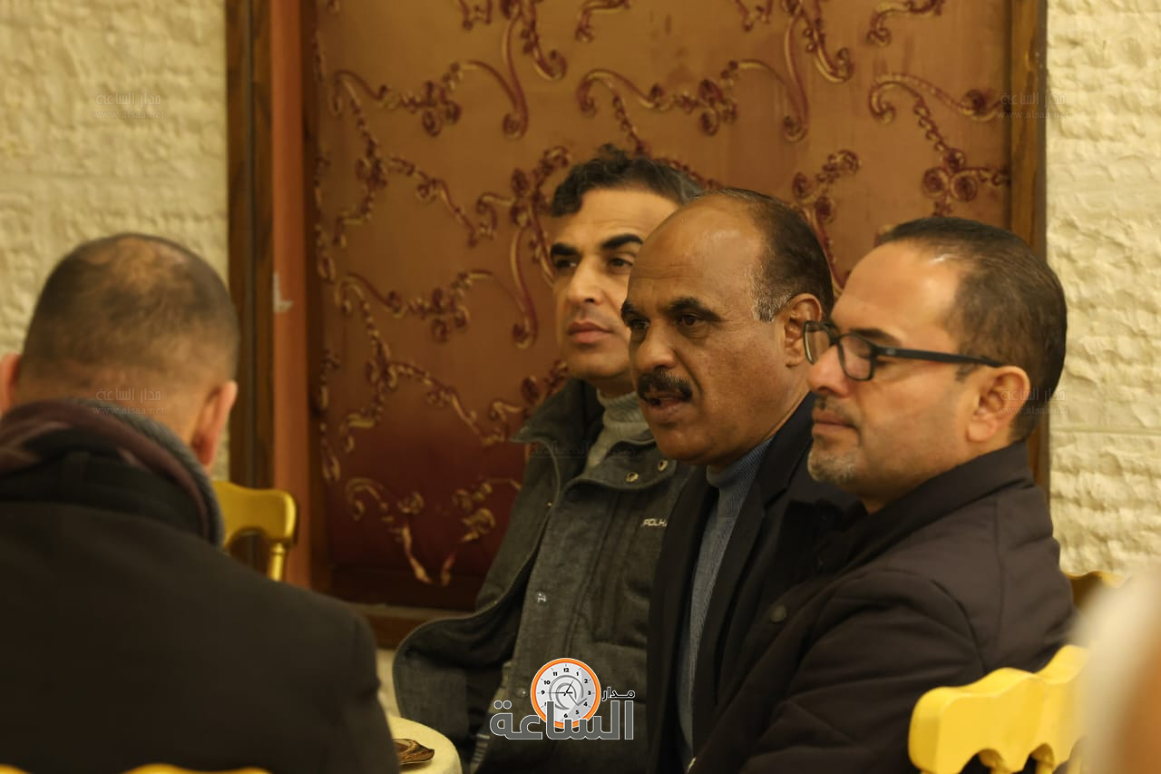 Madar Al-Saa Images 0.9354877955150218