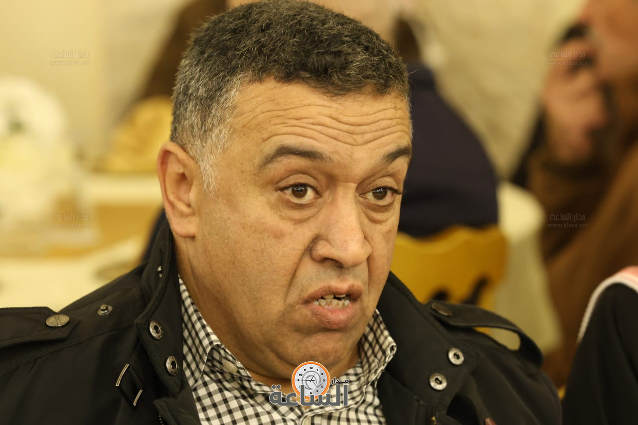 Madar Al-Saa Images 0.33324978159848473