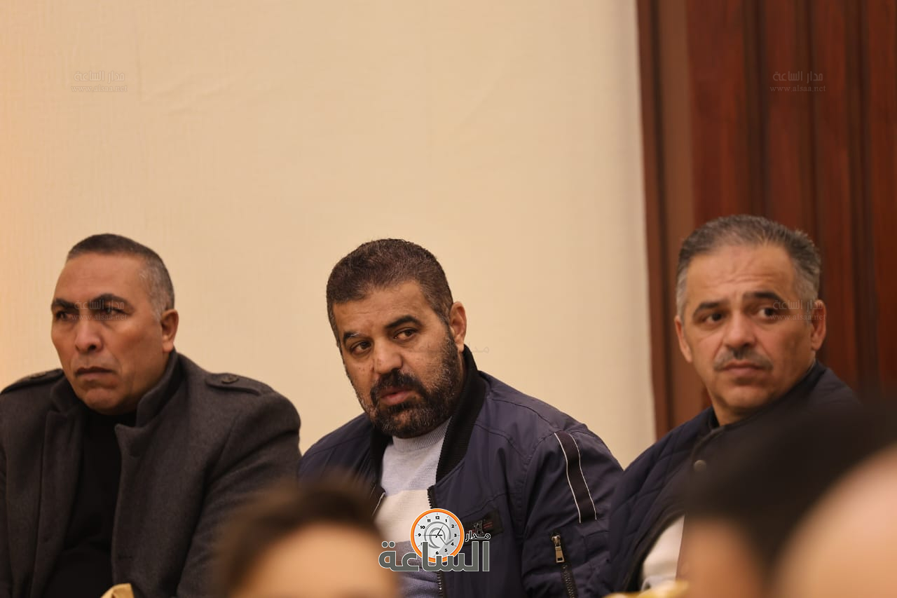 Madar Al-Saa Images 0.8424856619936123